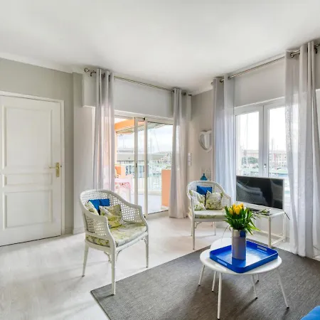Les Cariatides By Interhome Fréjus