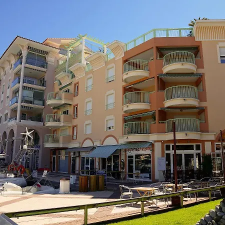 Les Cariatides By Interhome Apartman *